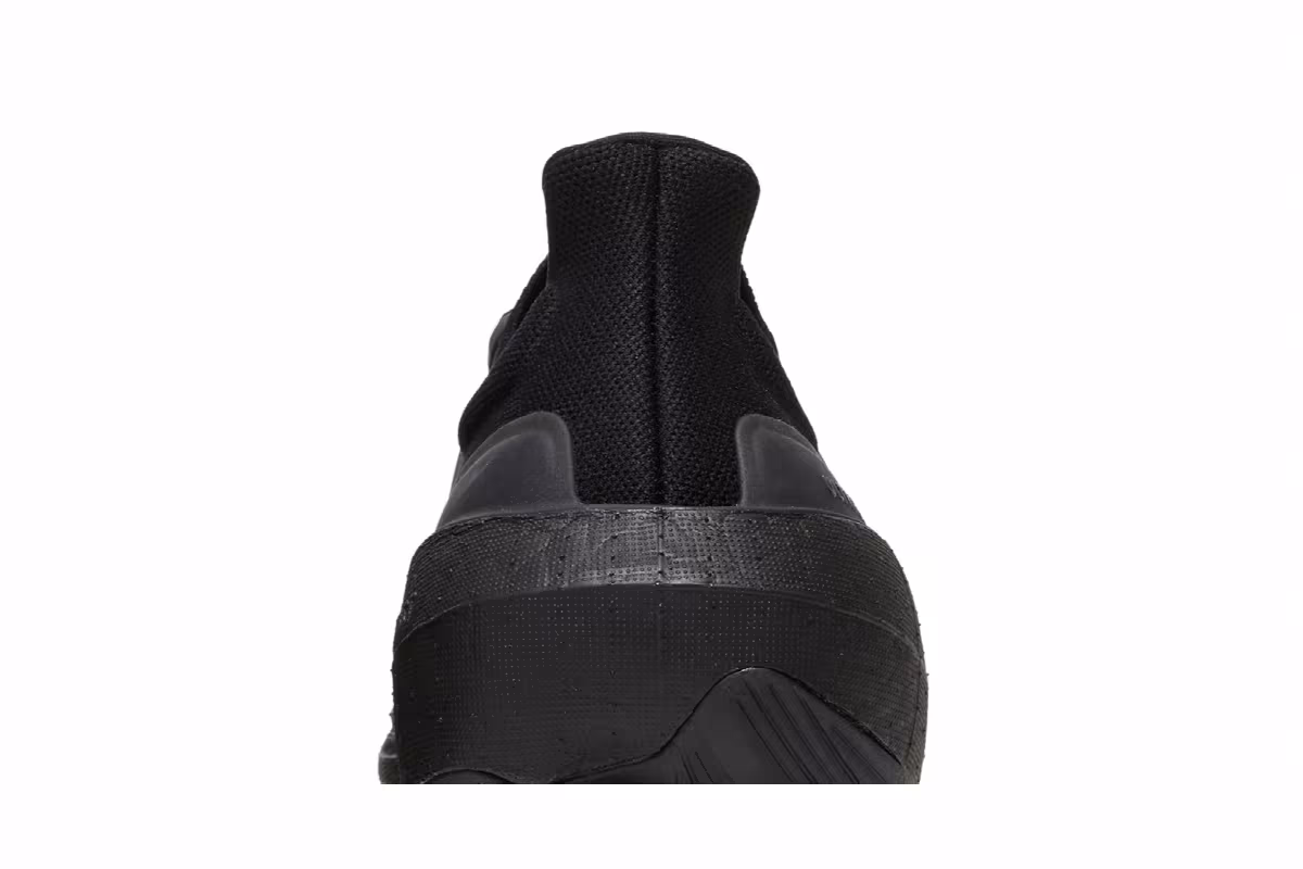 adidas UltraBoost Light Triple Black, view 8