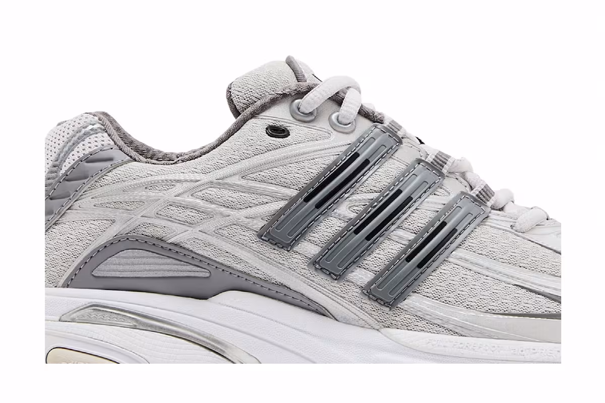 adidas Women's Adistar Cushion Grey White, view 3