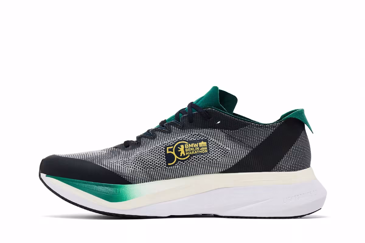 adidas Adizero Boston 12 Berlin Marathon 2024, view 4