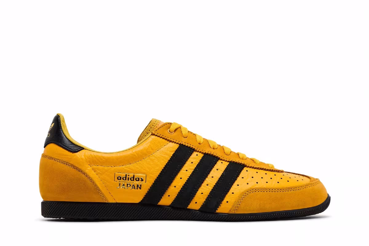 adidas Women's Japan Crew Yellow Black, view 2