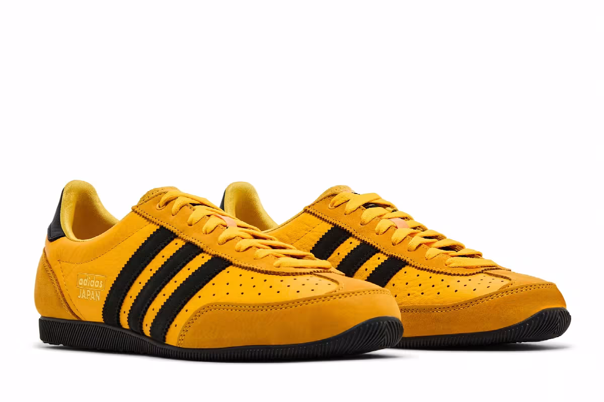 adidas Women's Japan Crew Yellow Black, view 9
