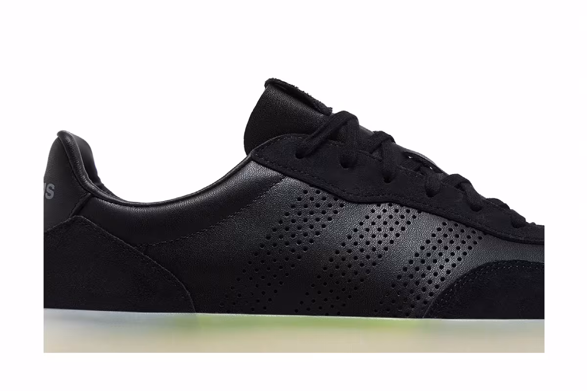 adidas Barreda Decode Black Carbon, view 3