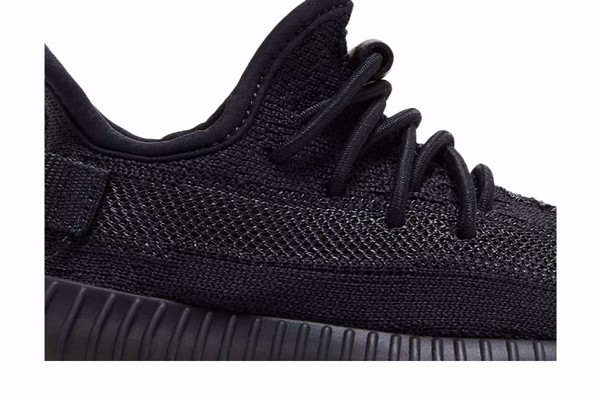 adidas Yeezy Boost 350 V2 Infants Onyx, view 3