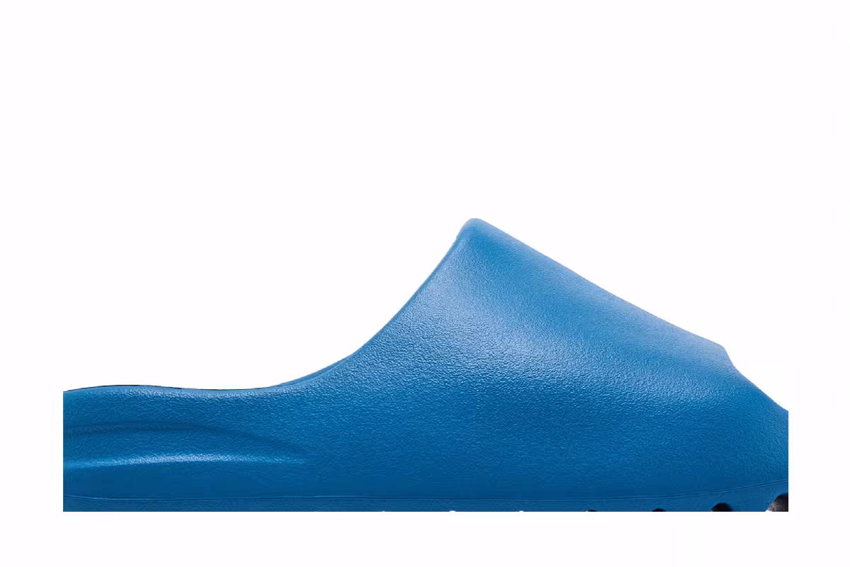 YZY YS-01 Blue, view 3