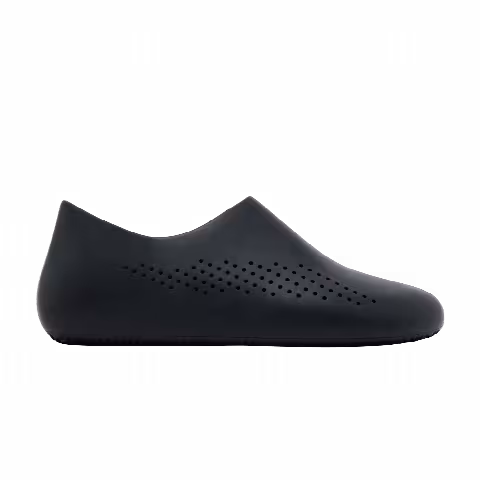 YZY AQ-01 'Black'