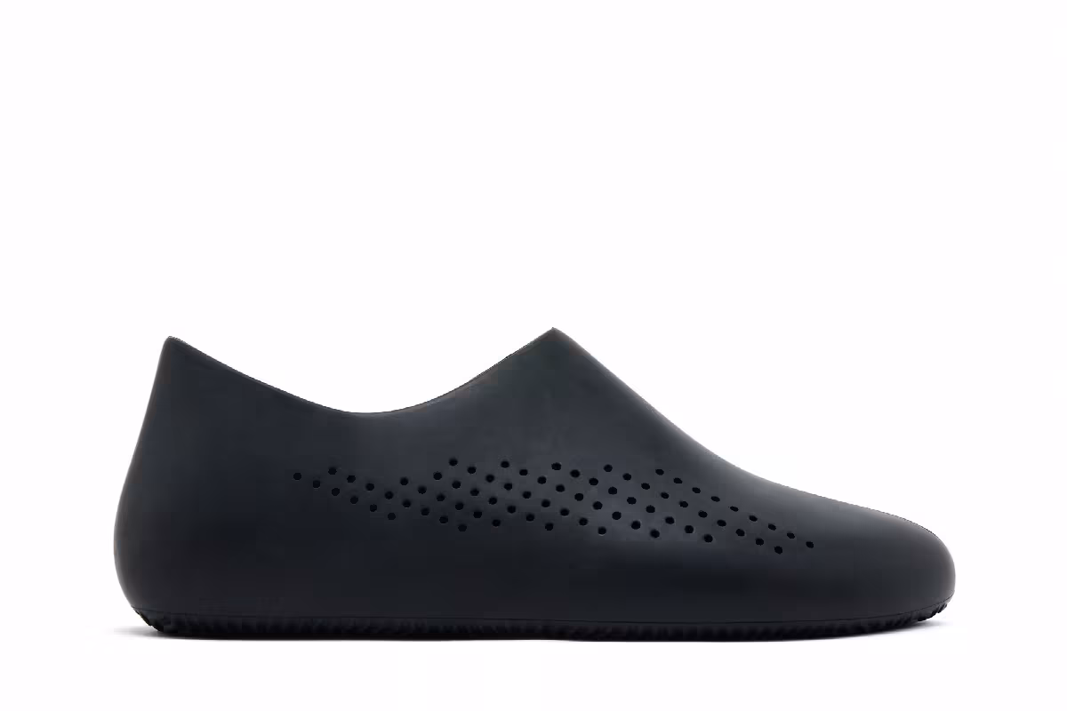 YZY AQ-01 Black, view 2