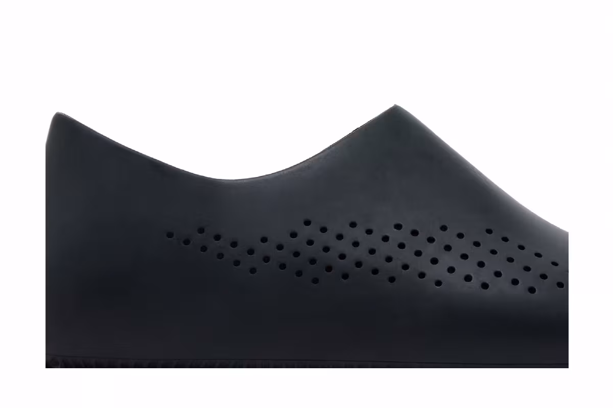 YZY AQ-01 Black, view 3