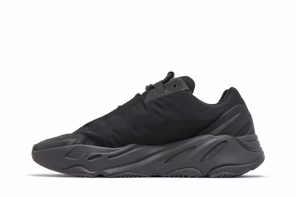 adidas Yeezy Boost 700 MNVN Triple Black 2024, view 4