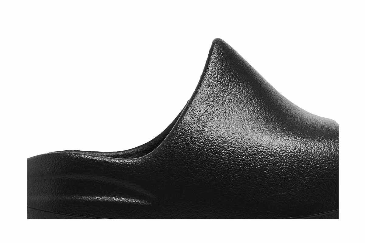 adidas Yeezy Slides Kids Dark Onyx, view 3