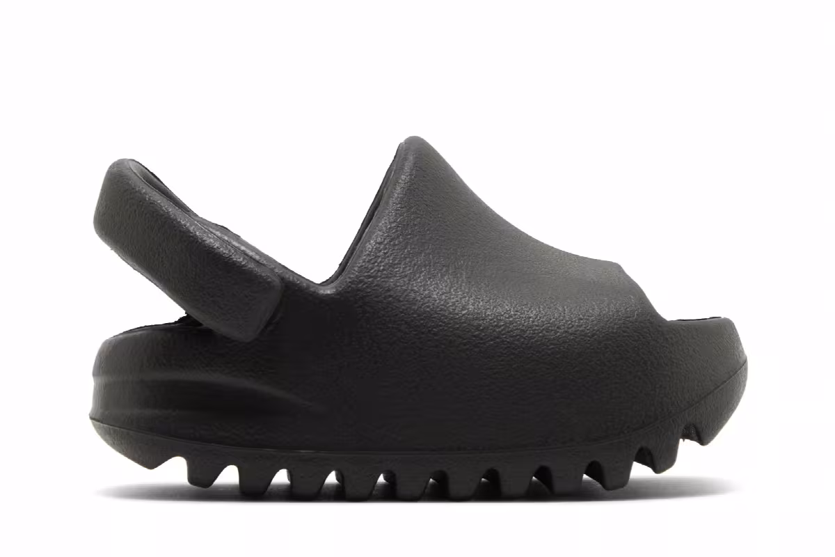 adidas Yeezy Slides Infants Dark Onyx, view 2
