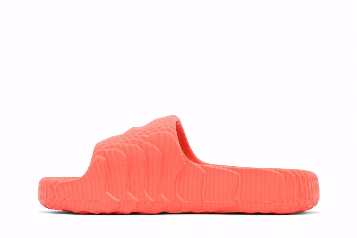 adidas Adilette 22 Slide Solar Red, view 4