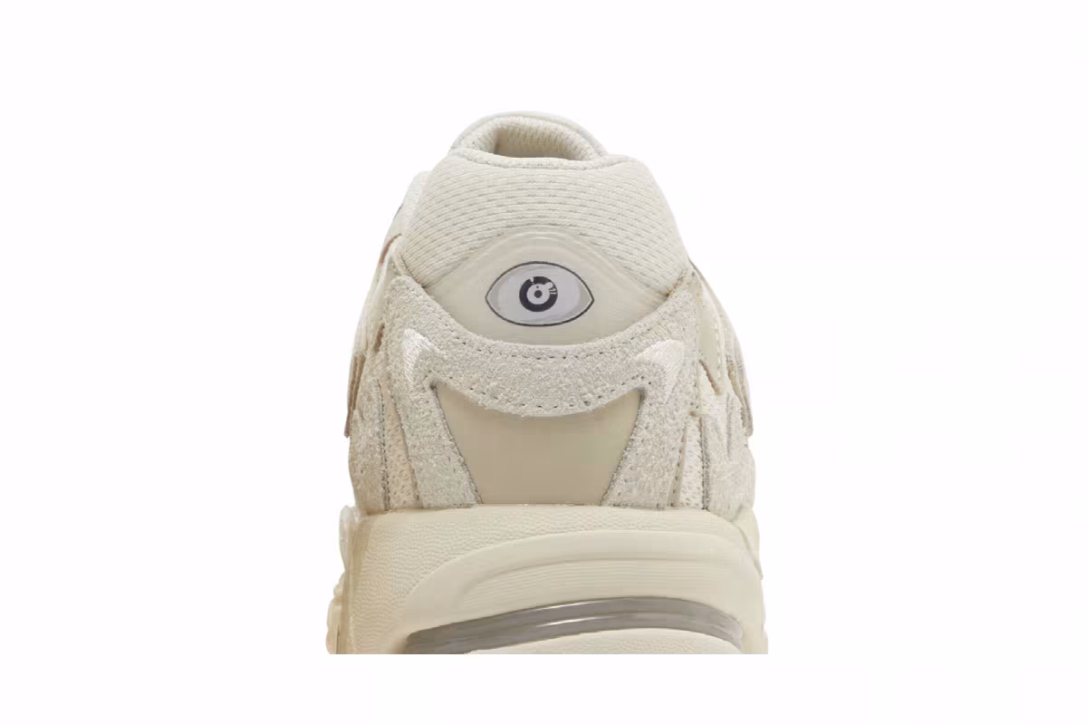 Bad Bunny x adidas Response CL Wonder White, view 8