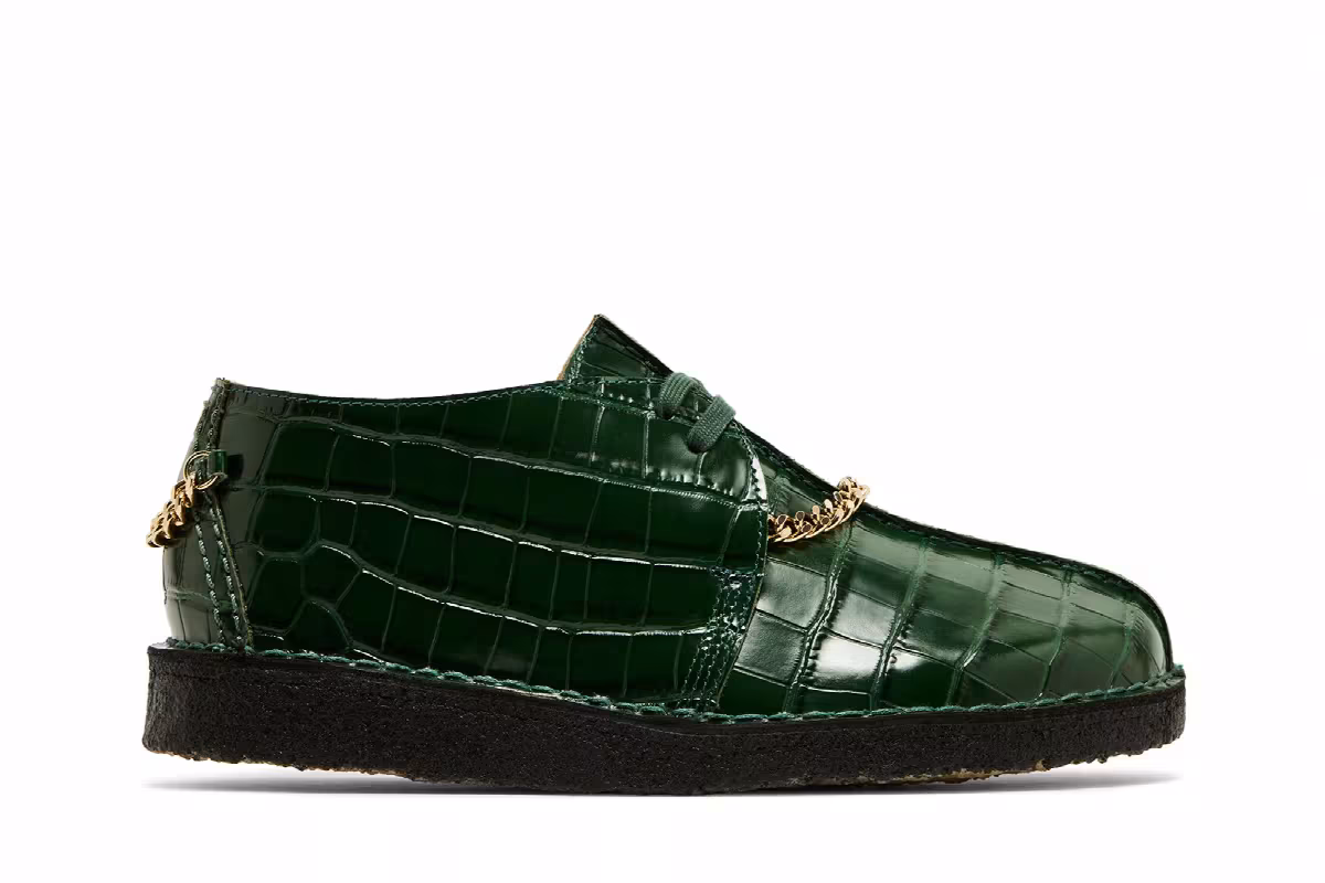 Martine Rose x Supreme x Clarks Desert Trek Green, view 2