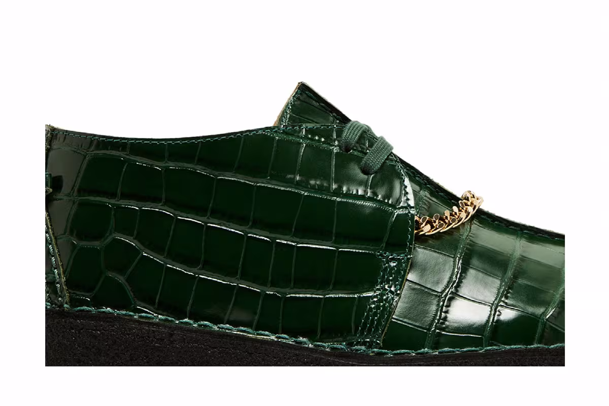Martine Rose x Supreme x Clarks Desert Trek Green, view 3