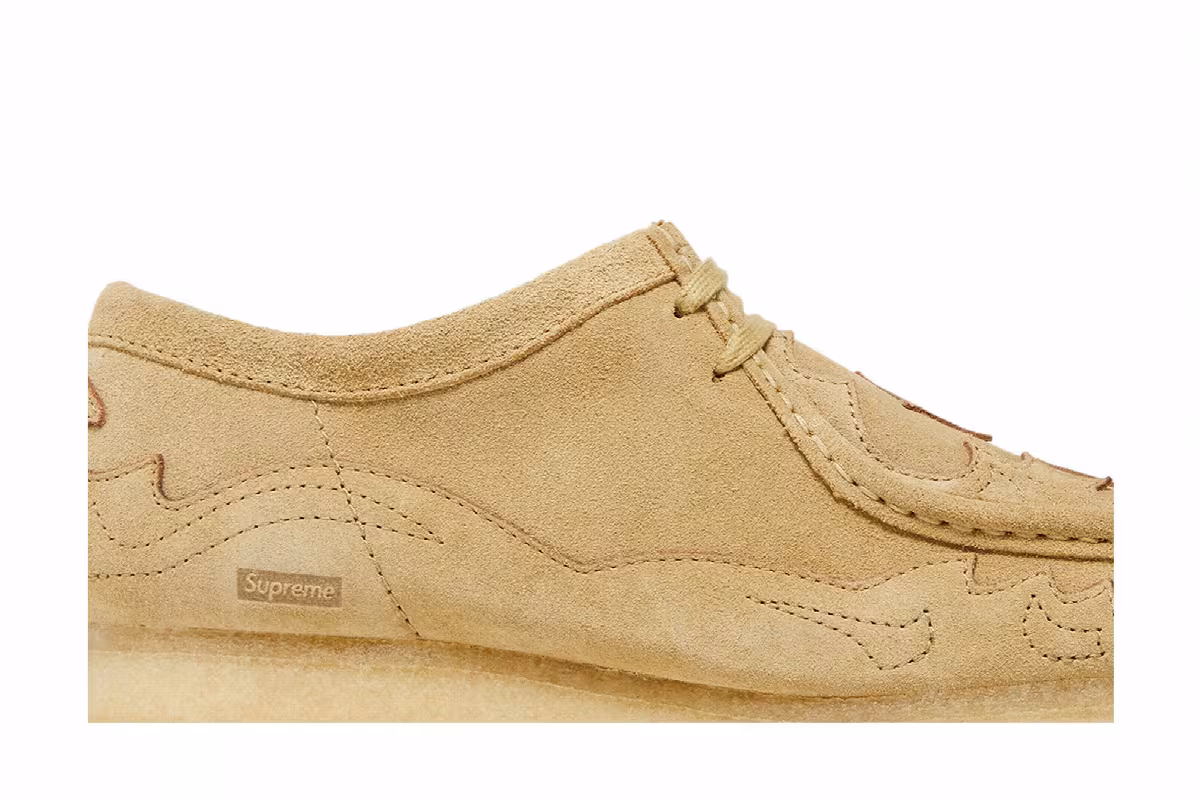 Supreme x Clarks Original Wallabee Maple, view 3