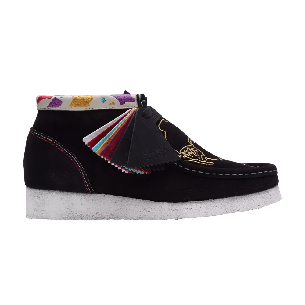 Clarks Women's Wallabee Boot Black Embroidery