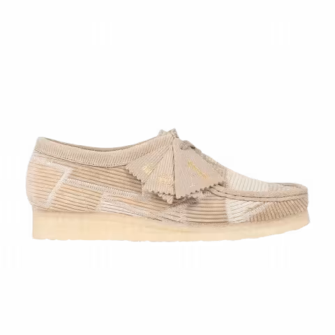Aleali May x Clarks Wmns Wallabee 'Beige Combi'