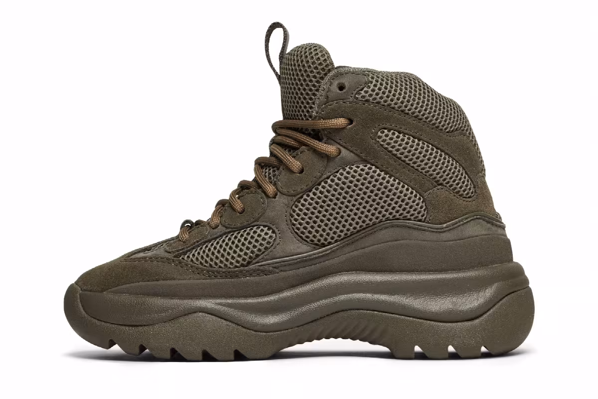 Yeezy Women's Season 7 Desert Boot Wakame, view 4