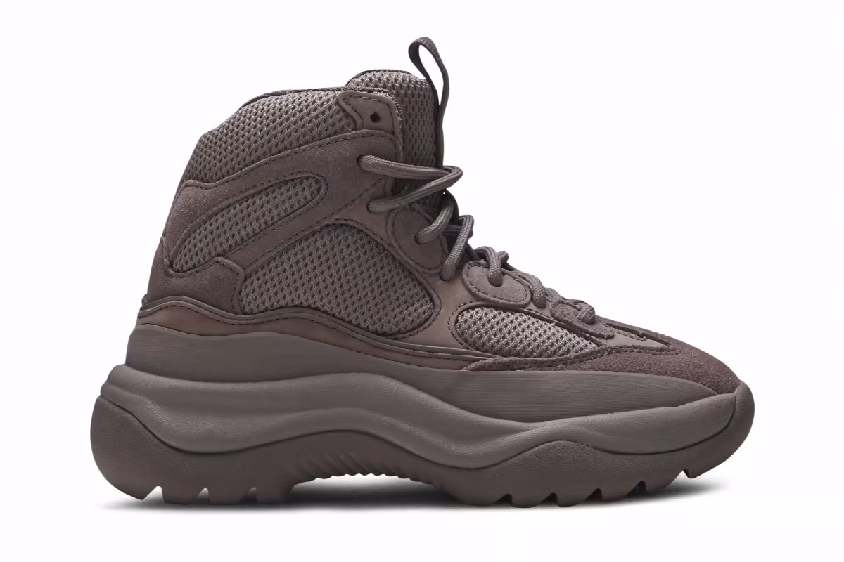 Yeezy Season 7 Desert Boot Cinder, view 2