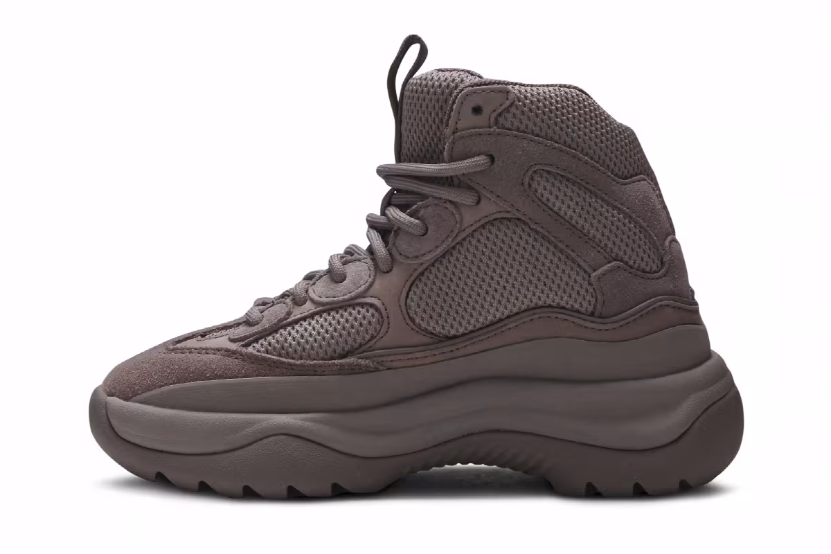 Yeezy Season 7 Desert Boot Cinder, view 4