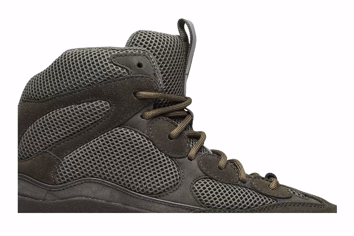 Yeezy Season 7 Desert Boot House Wakame, view 3