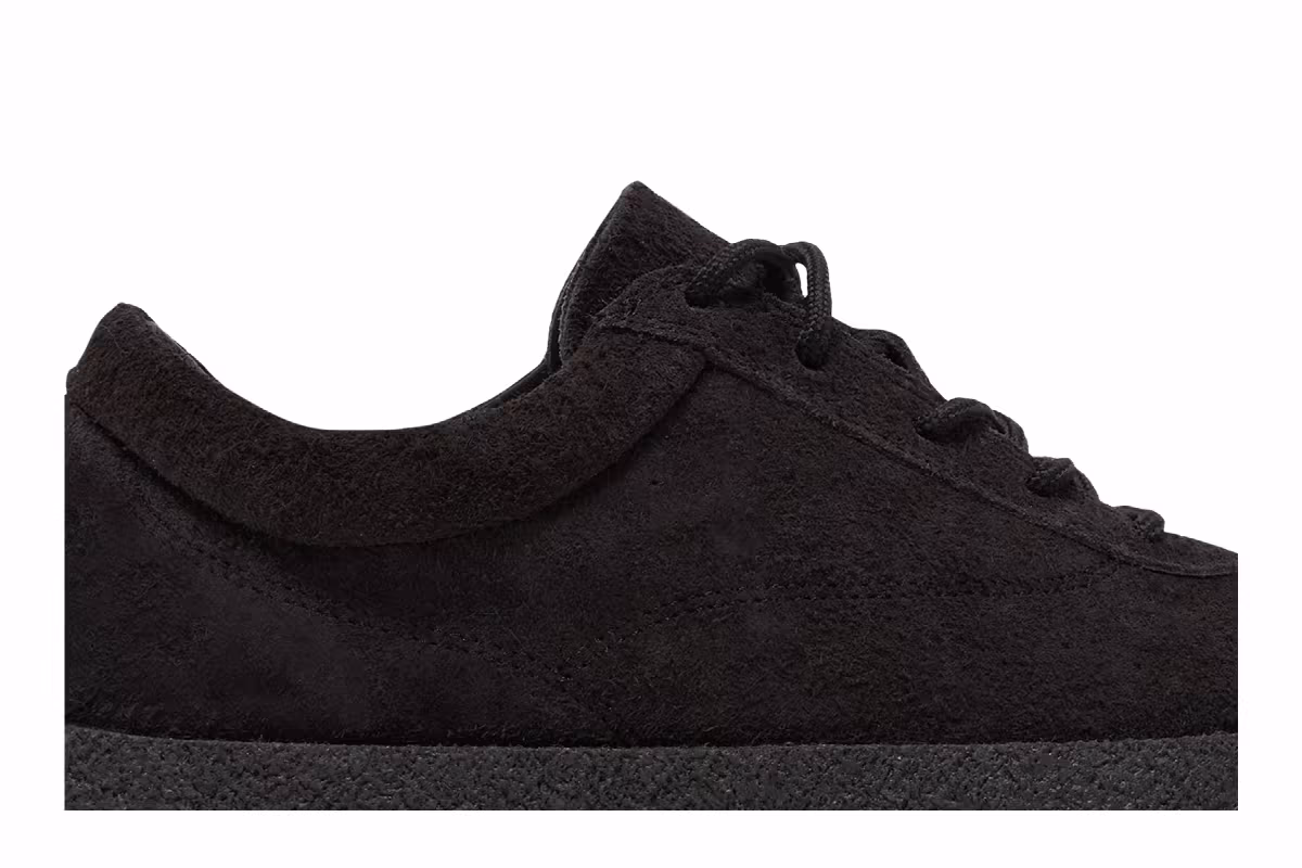 Yeezy Season 6 Crepe Sneaker Black, view 3
