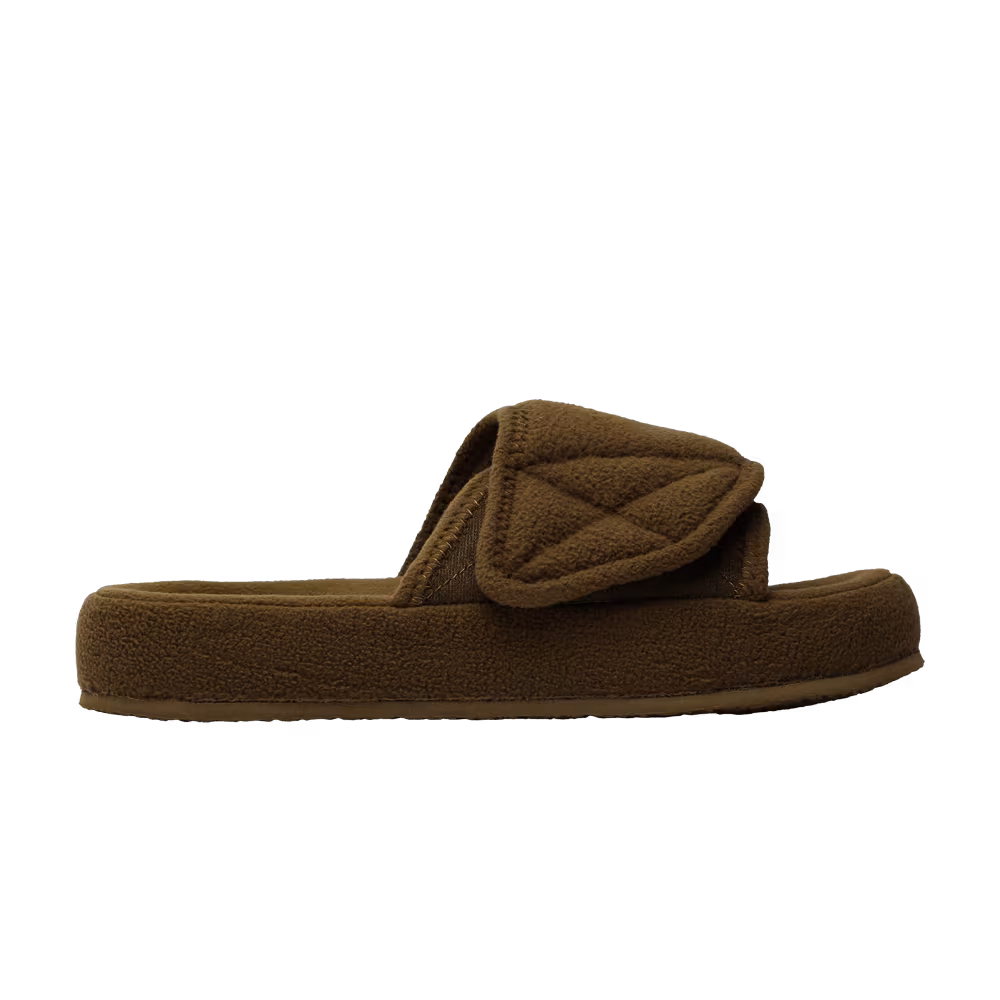 Yeezy Season 7 Fleece Slide Trench