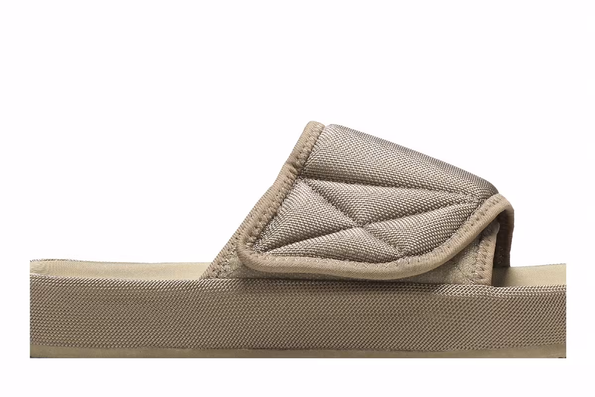 Yeezy Season 7 Fabric Slipper Sand, view 3