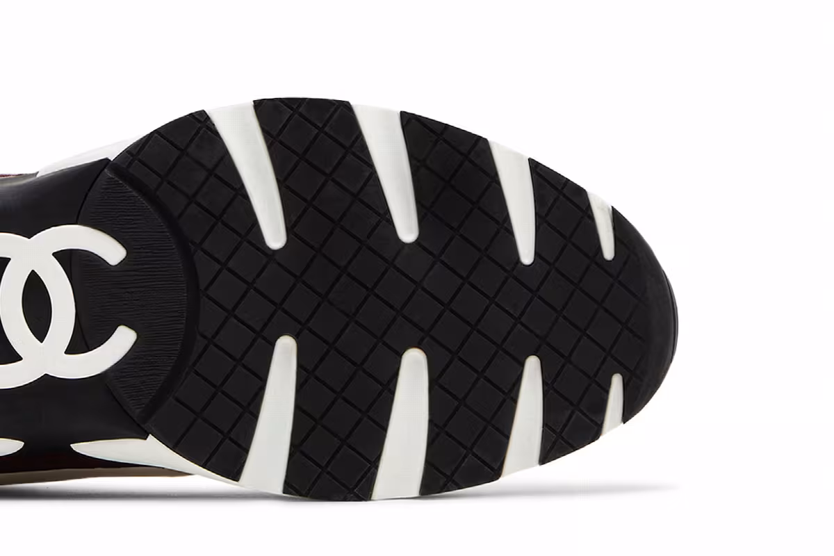 Chanel Sneaker Brown White Black, view 6