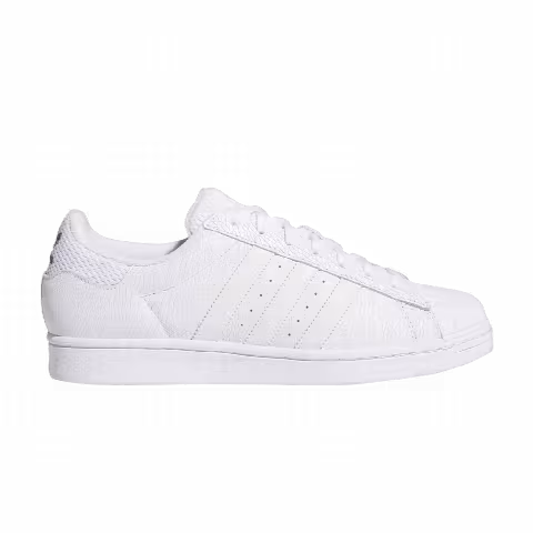 Vitória Mendonça x adidas Superstar ADV 'Textures of Street Skating'