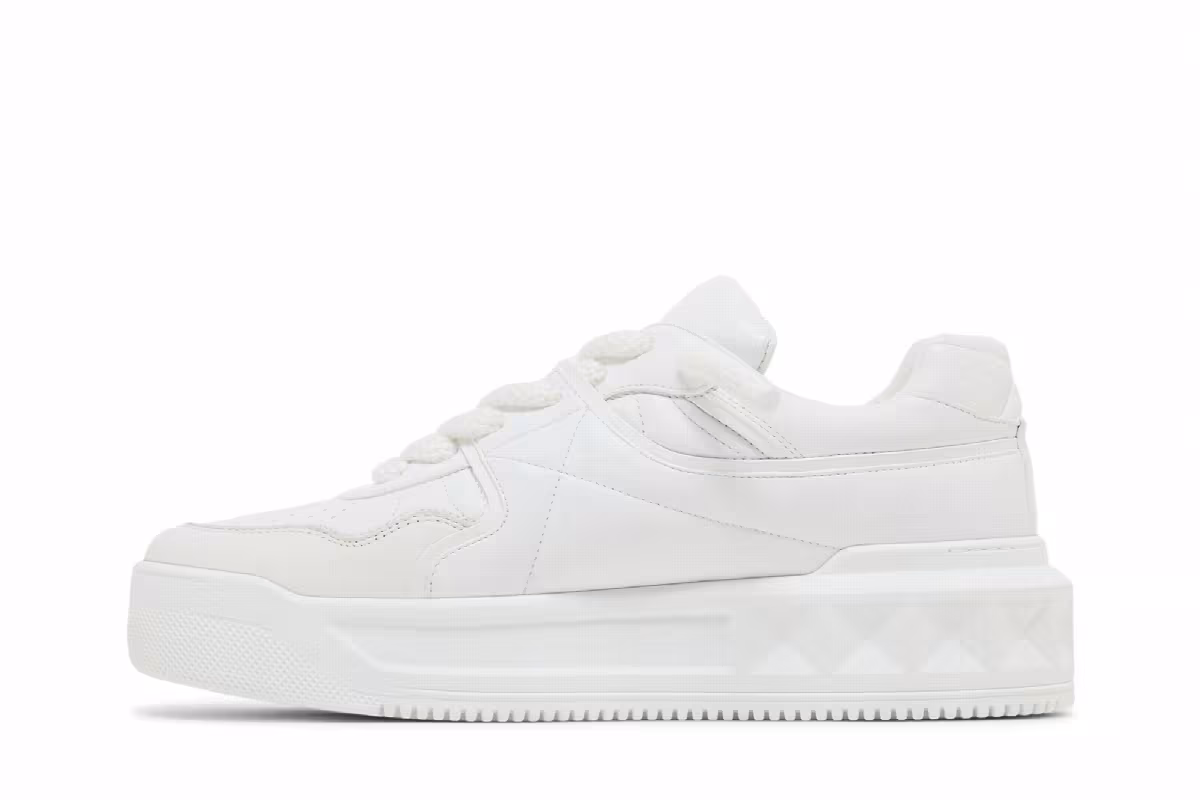 Valentino One Stud XL Low White 2022, view 4