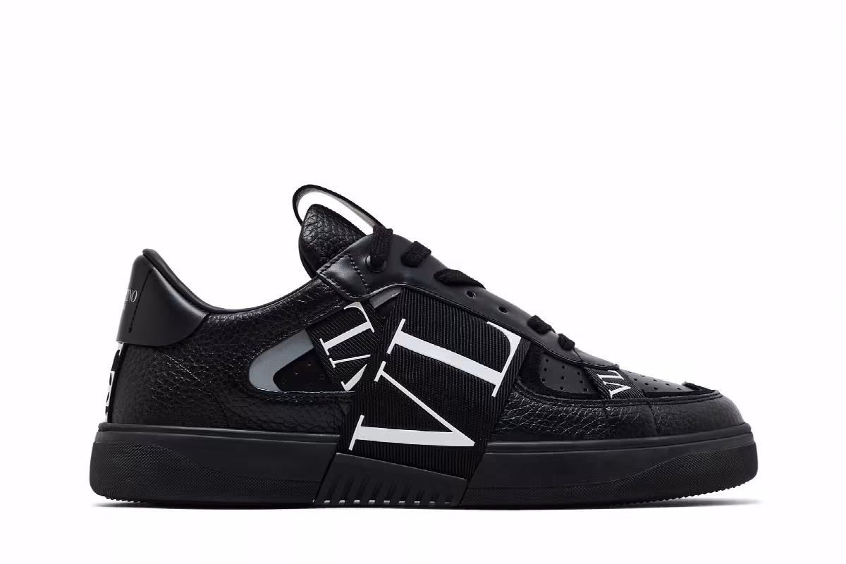 Valentino VL7N Low Black 2022, view 2