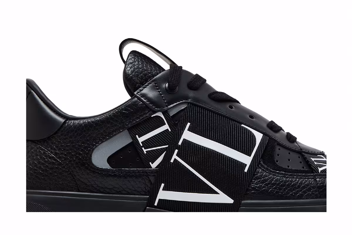 Valentino VL7N Low Black 2022, view 3