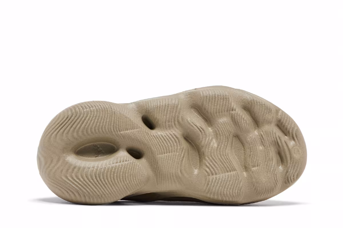 adidas Yeezy Foam Runner Infants Stone Salt, view 5