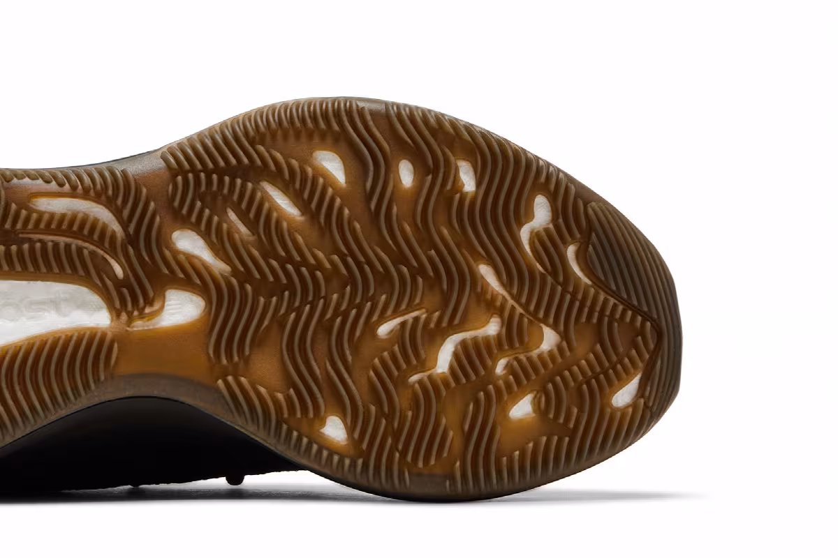 adidas Yeezy Boost 380 Onyx Non-Reflective 2024, view 6