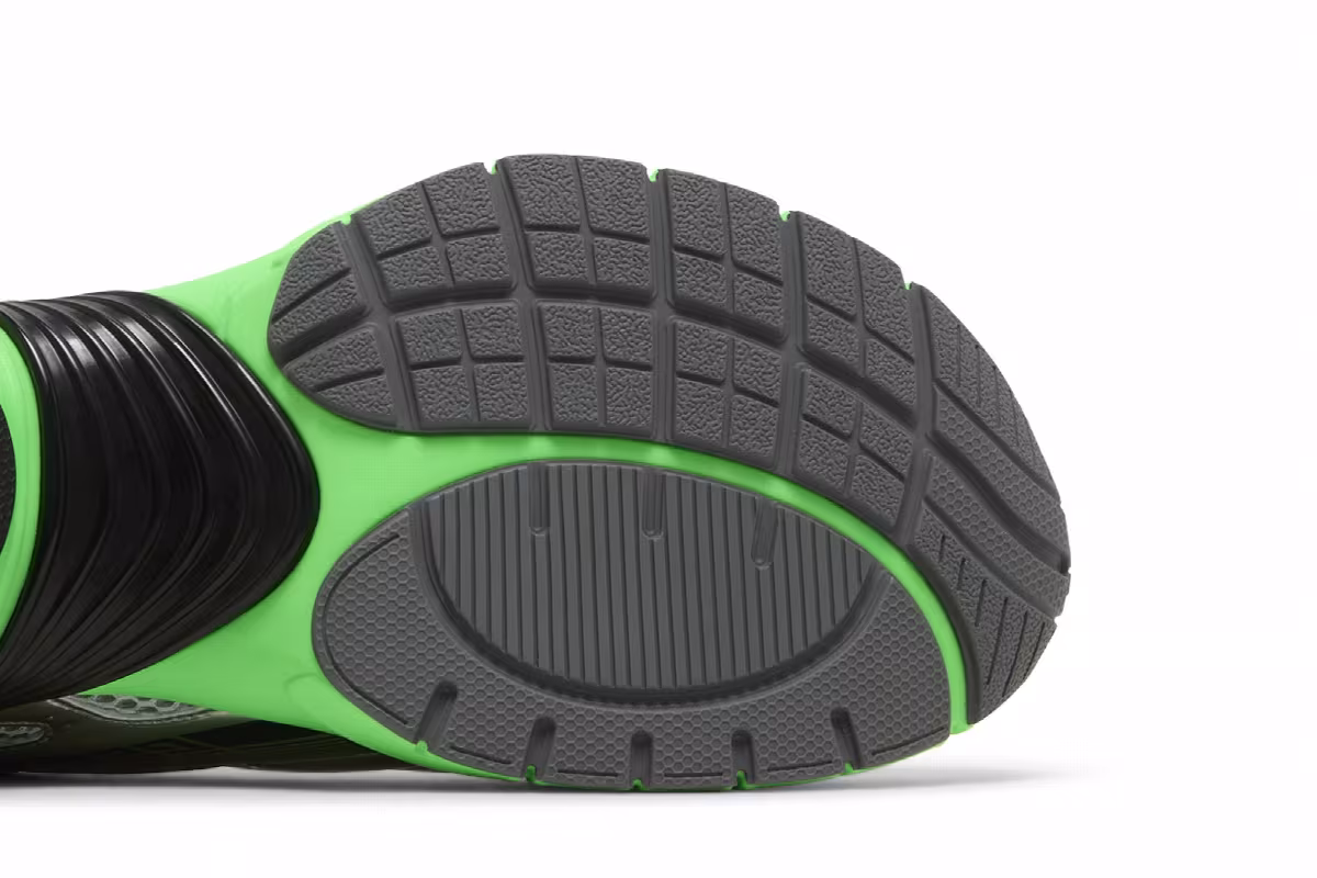 Givenchy TK-MX Runner Silvery Green, view 6