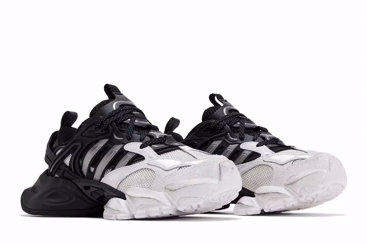 adidas XLG Runner Deluxe White Black, view 9