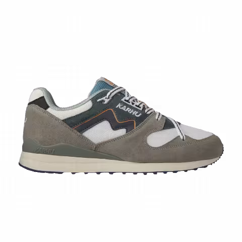 Karhu Synchron Classic 'The Forest Rules'