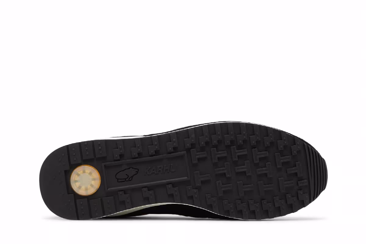 Karhu Synchron Classic Jet Black Cabaret, view 5