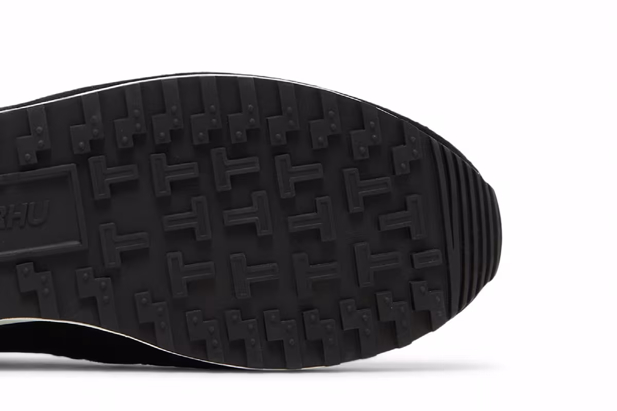 Karhu Synchron Classic Jet Black Cabaret, view 6