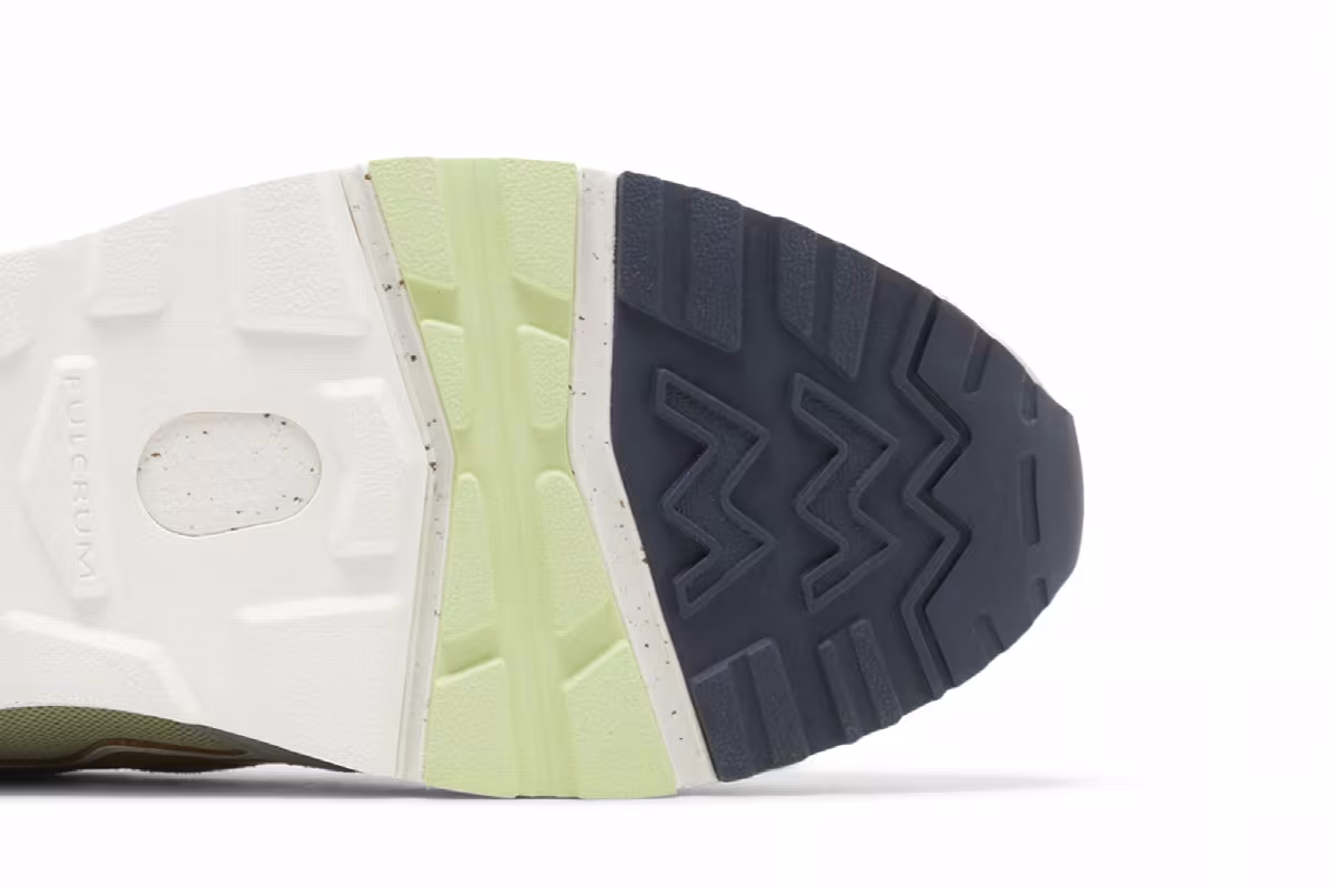 Karhu Aria 95 Pigeon Doe, view 6