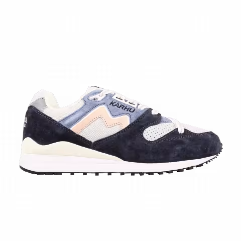 Karhu Synchron Classic 'India Ink Cameo Rose'
