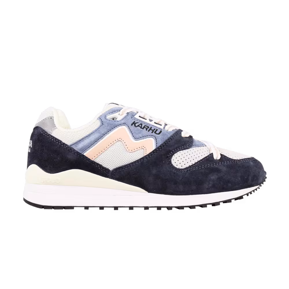 Karhu Synchron Classic India Ink Cameo Rose