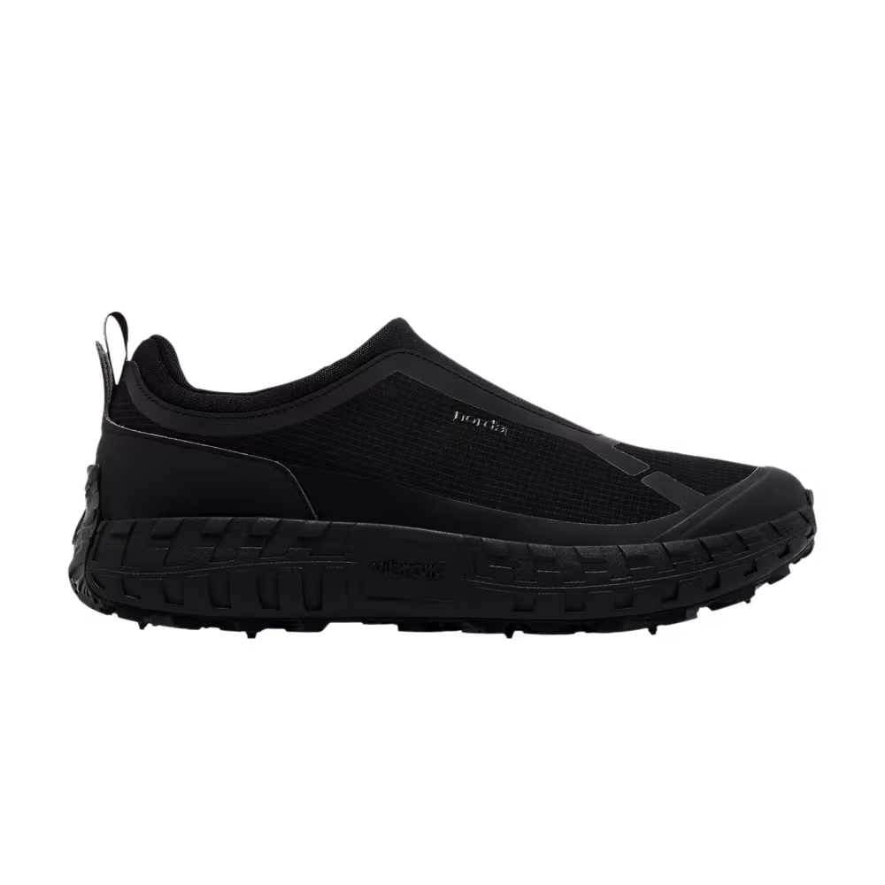 norda 003 Pitch Black