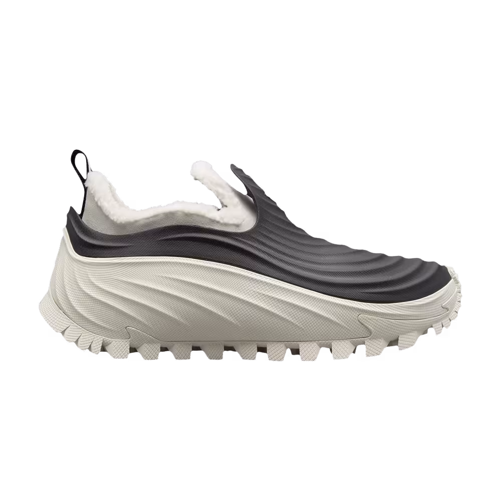 Moncler Acqua Boots Black White