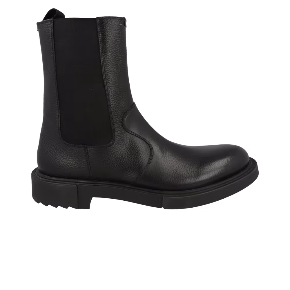 Ferragamo Loreno Leather Chelsea Boot Black