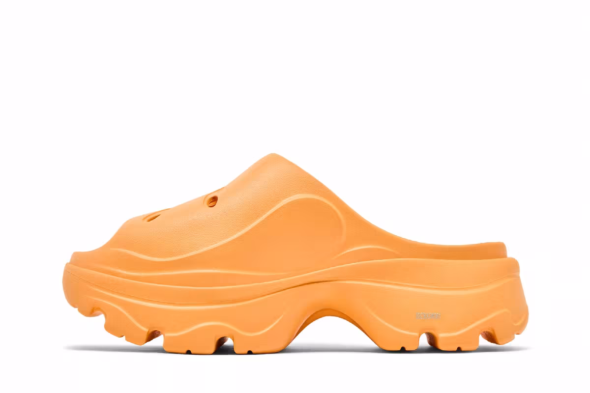 Stella McCartney x adidas Women's Clog Hazy Orange, view 4