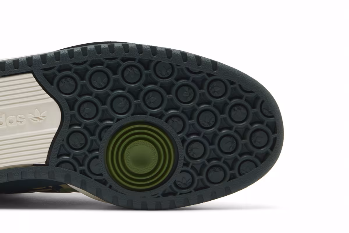 BAPE x adidas Forum Low 84 30th Anniversary - Green, view 6