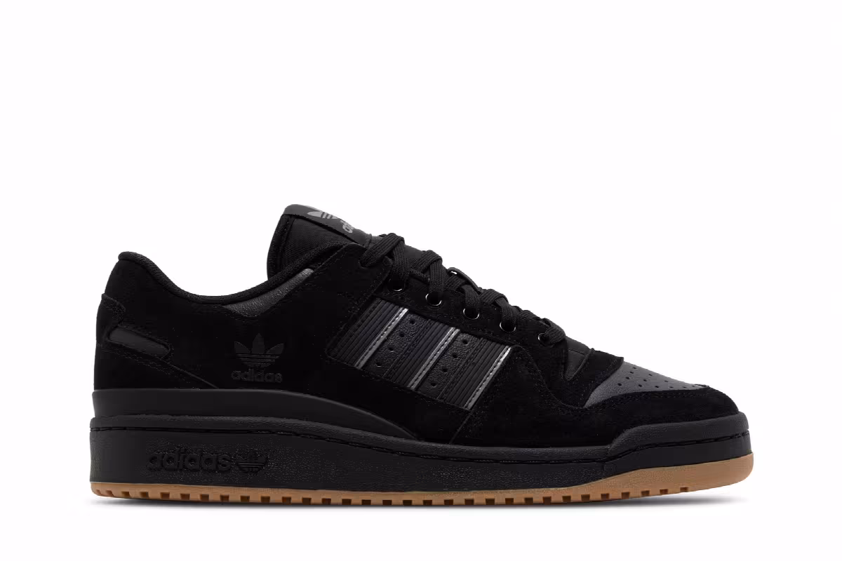 adidas Forum 84 Low ADV Black Grey Gum, view 2