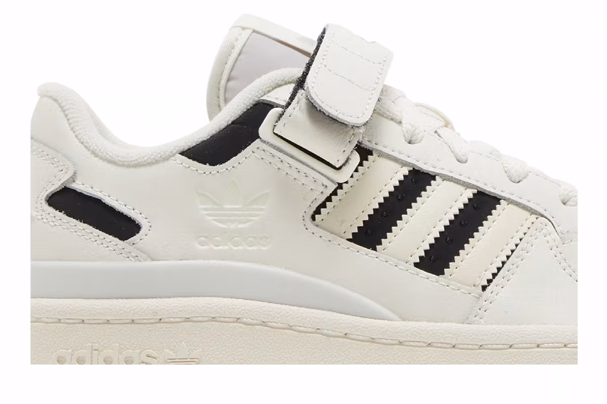 adidas Women's Forum Low Off White Black, view 3